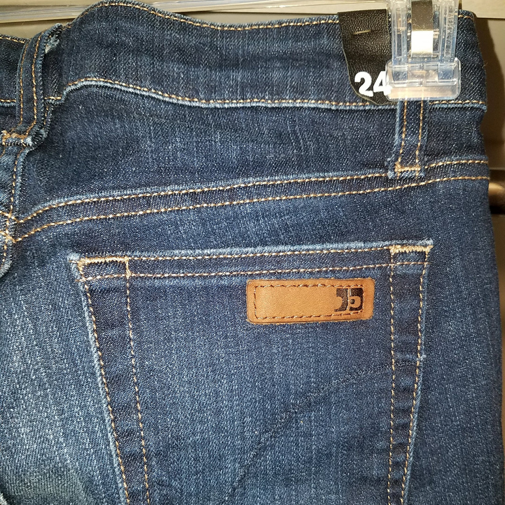 Like New Joe's Jeans Boot cut Size 24